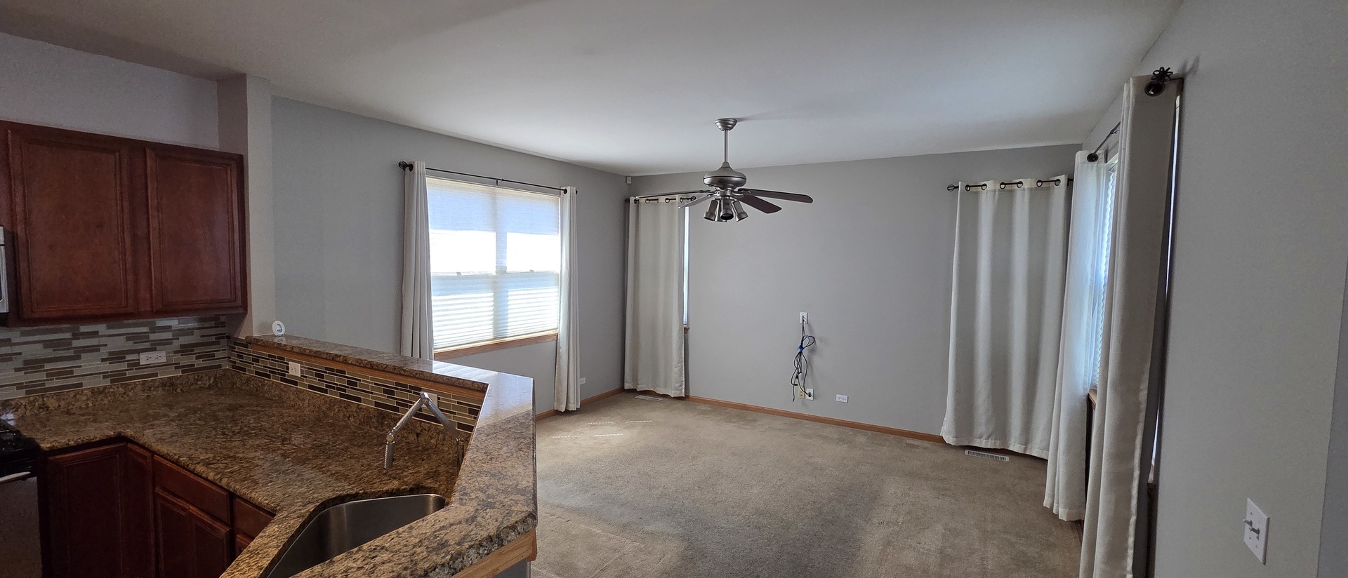 697 Periwinkle Lane Aurora, IL 60504 - Photo 9 of 50