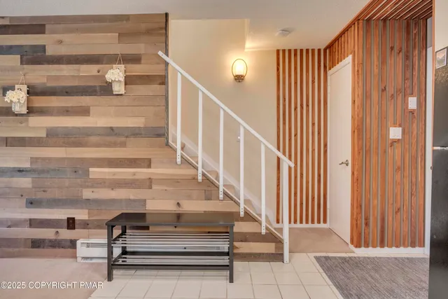 a view of entryway and hall