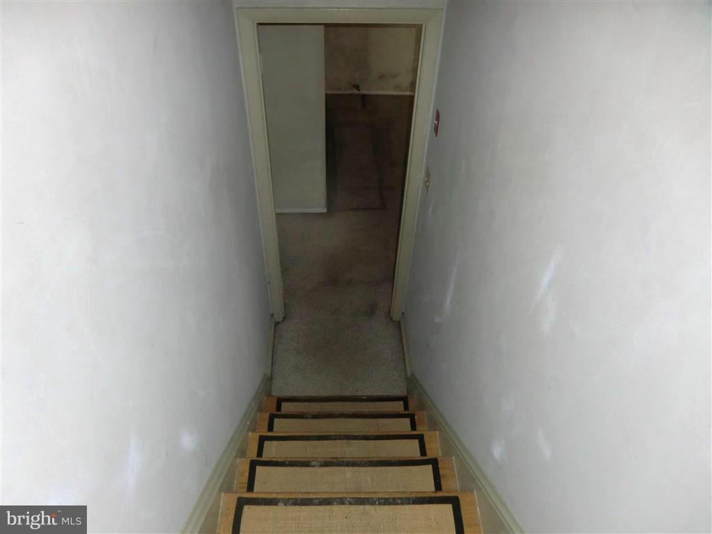 20608 Clarksburg Road Boyds, MD 20841 - Photo 16 of 29 Interior (General)