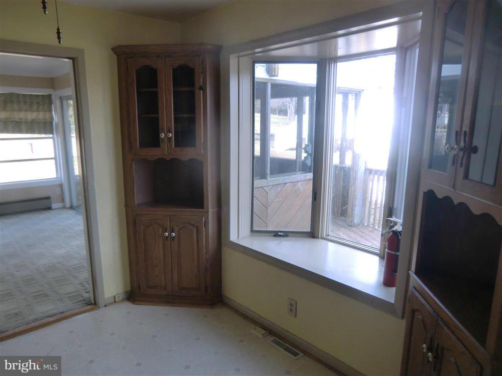 20608 Clarksburg Road Boyds, MD 20841 - Photo 7 of 29 Kitchen