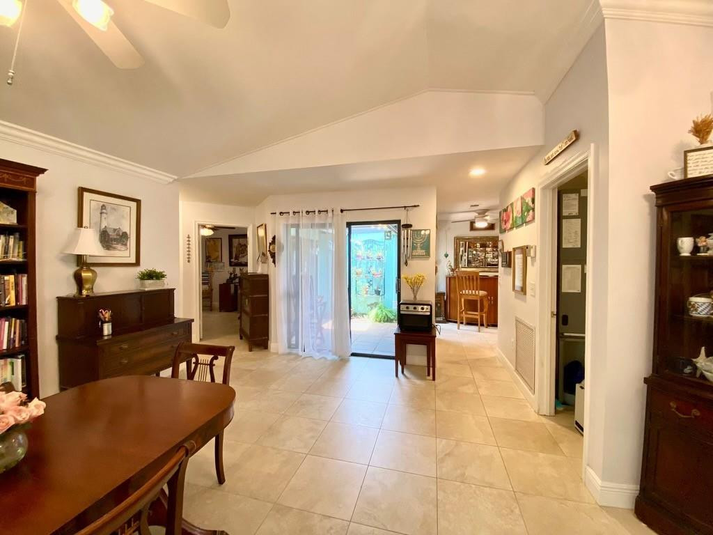 9139 Southwest 20th Street, Unit B Boca Raton, FL 33428 - Photo 5 of 24 Photo 5