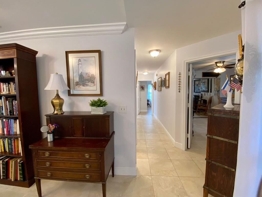 9139 Southwest 20th Street, Unit B Boca Raton, FL 33428 - Photo 6 of 24 Photo 6