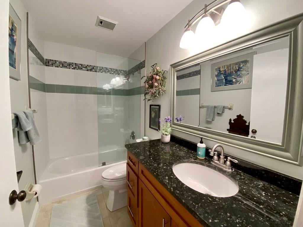 9139 Southwest 20th Street, Unit B Boca Raton, FL 33428 - Photo 8 of 24 Photo 8