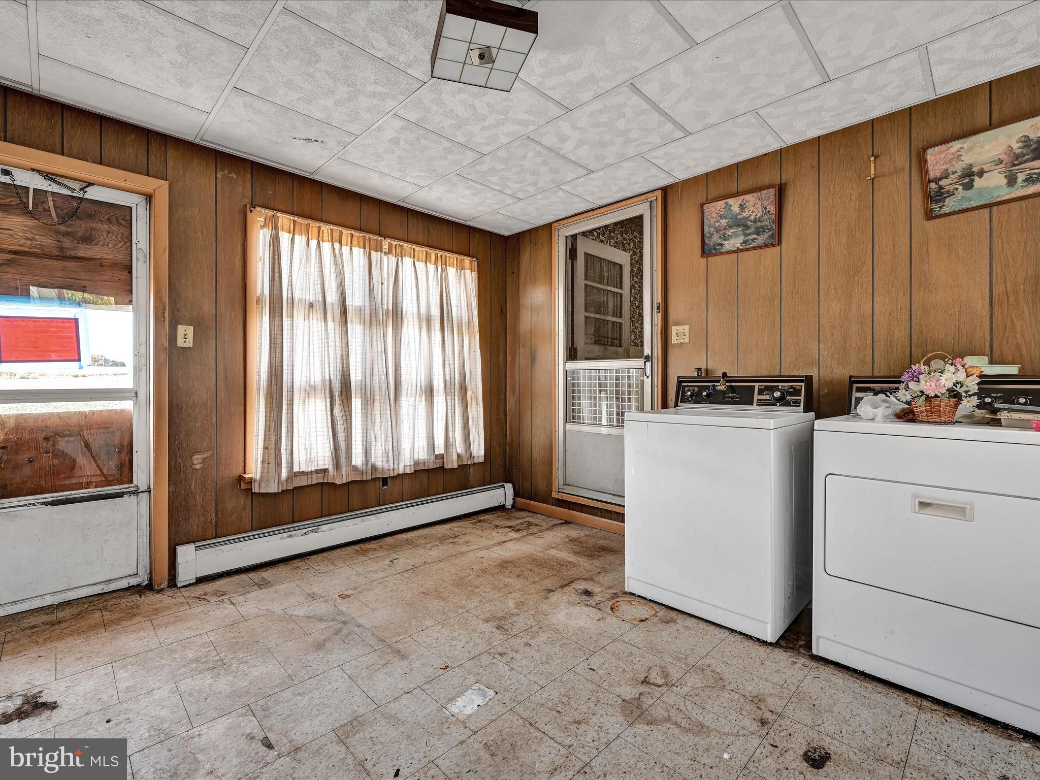 1222 Katterman Hill Road Richland, PA 17087 - Photo 24 of 31 Laundry Room