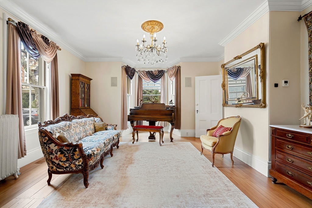 21 Avon Place Arlington, MA 02474 - Photo 17 of 42