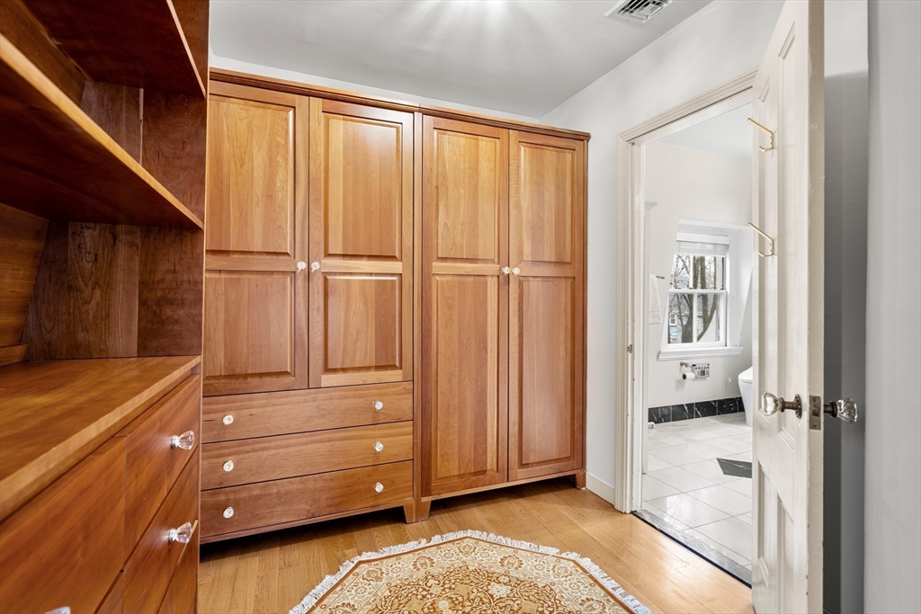 21 Avon Place Arlington, MA 02474 - Photo 31 of 42