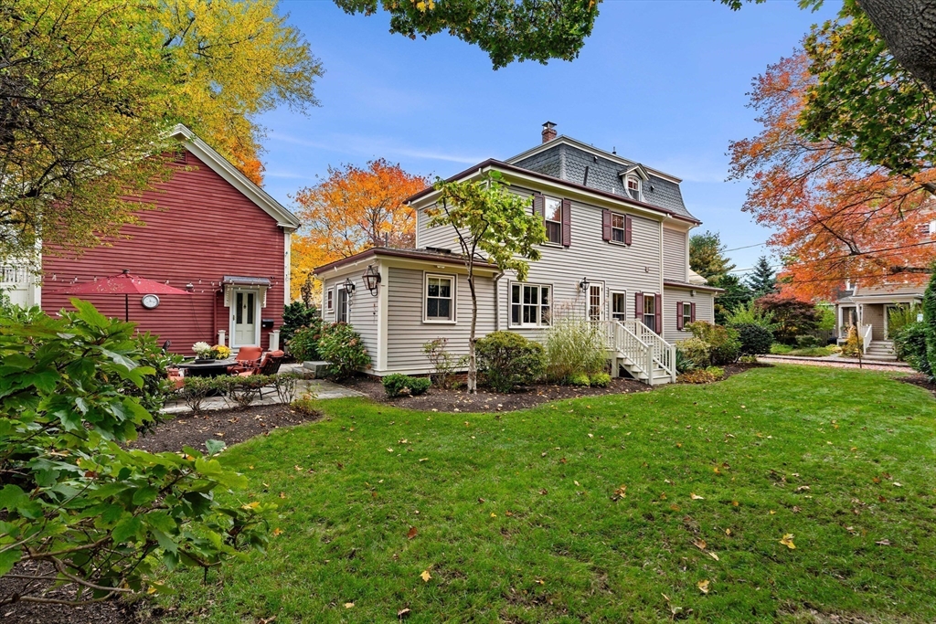 21 Avon Place Arlington, MA 02474 - Photo 40 of 42