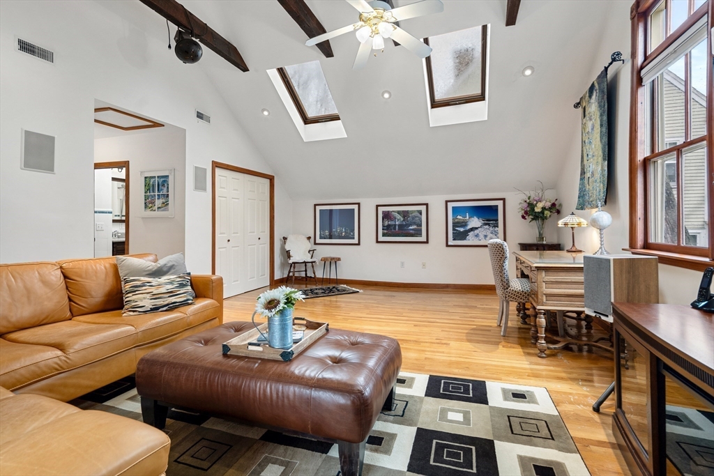 21 Avon Place Arlington, MA 02474 - Photo 5 of 42
