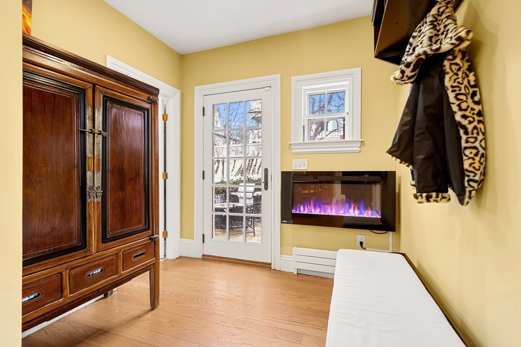 21 Avon Place Arlington, MA 02474 - Photo 7 of 42
