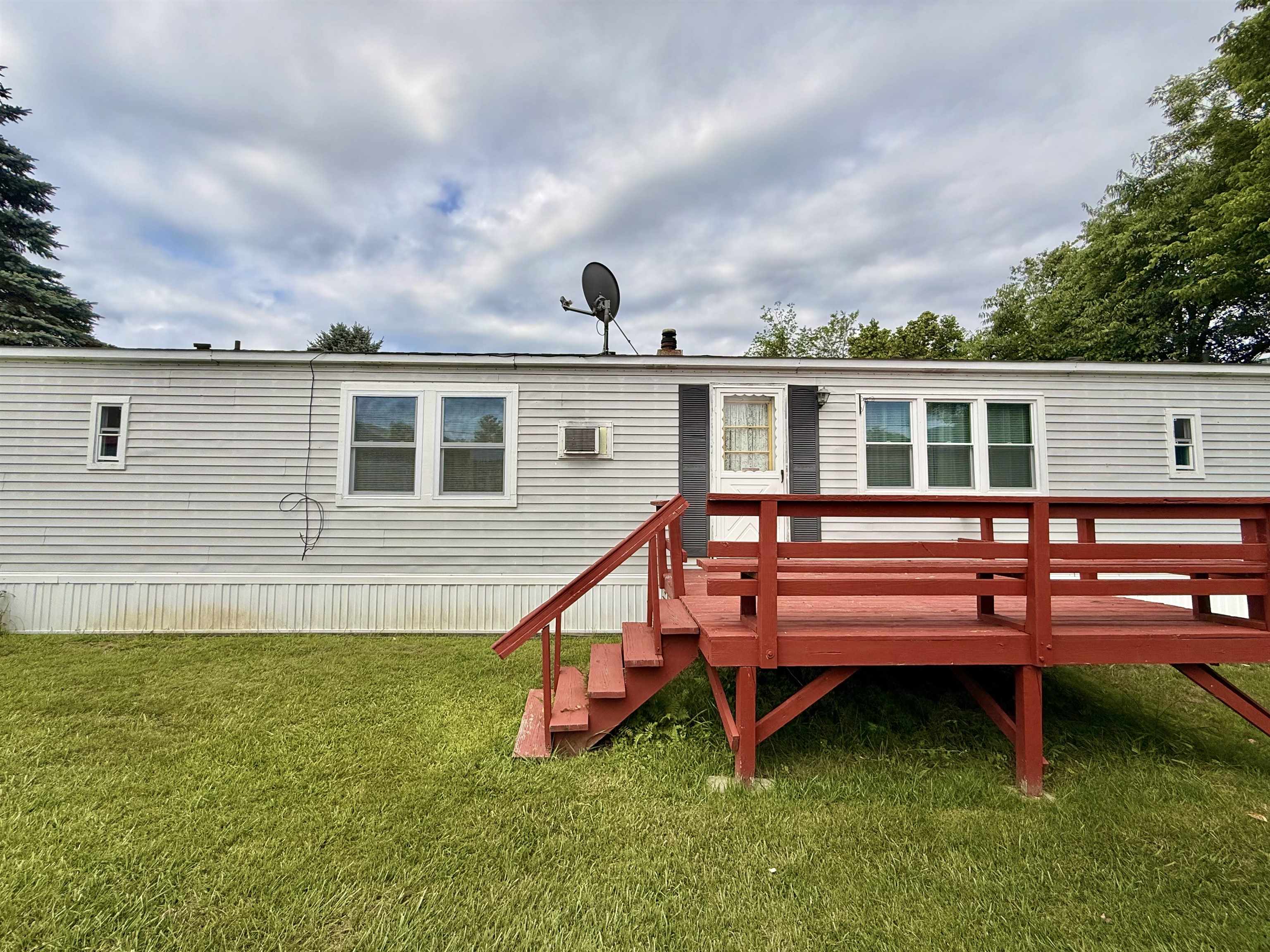 9 Billings Mobile Manor Rutland, VT 05701 - Photo 1 of 21