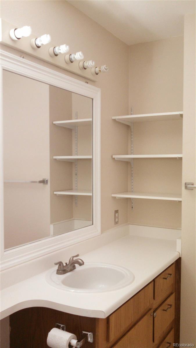 2207 South Buckley Road, Unit 202 Aurora, CO 80013 - Photo 12 of 15 Gallery Image 12