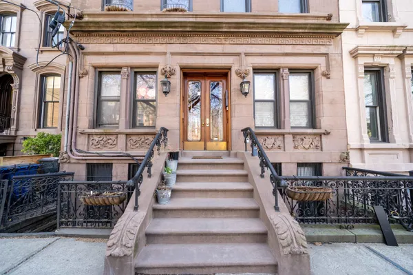 $3,100 | 253 8th Street, Unit 2L, Jersey City, NJ 07302