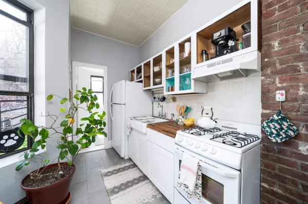 $3,100 | 253 8th Street, Unit 2L, Jersey City, NJ 07302