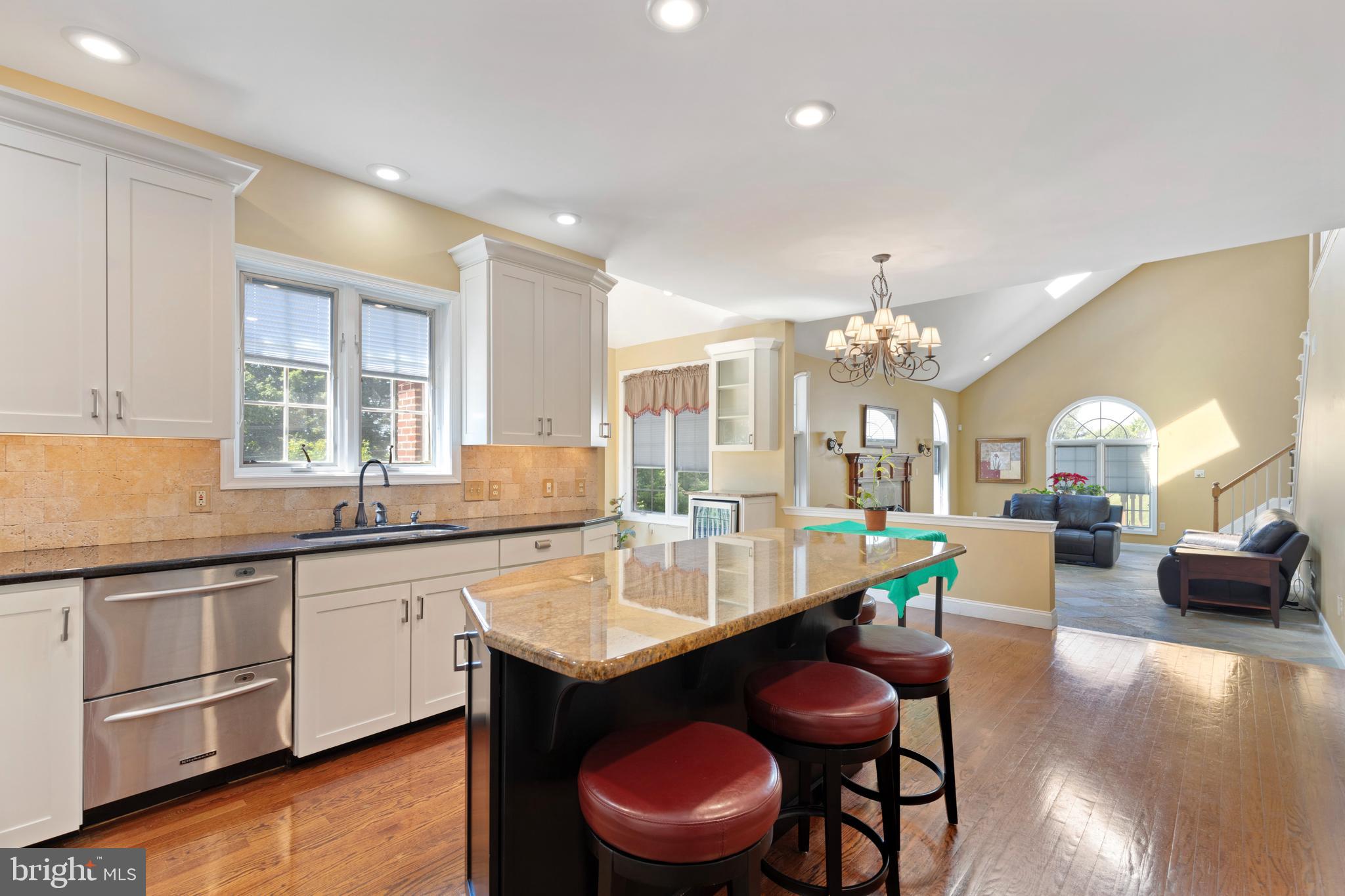 1634 Chestertown Road Allentown, PA 18104 - Photo 5 of 75 Gallery Image 5