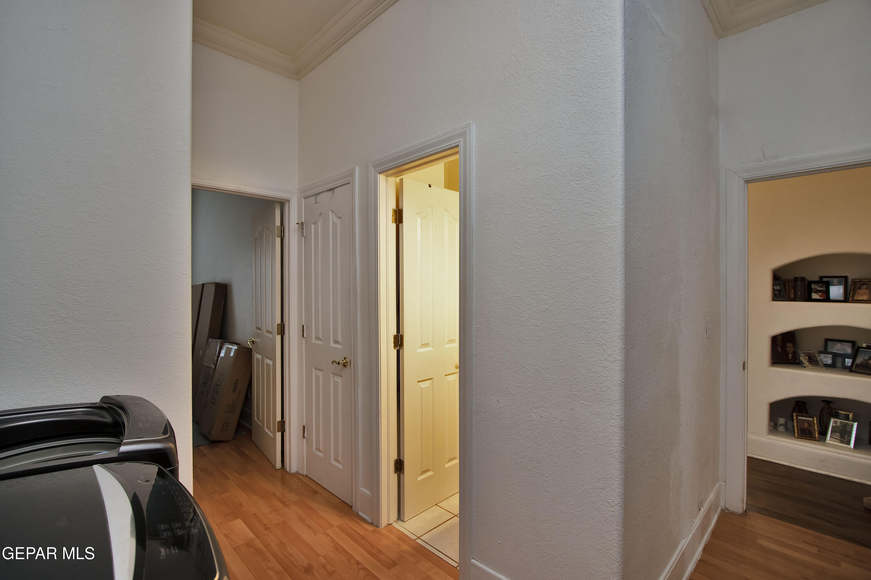 861 Country Club Road El Paso, TX 79932 - Photo 54 of 104 Laundry