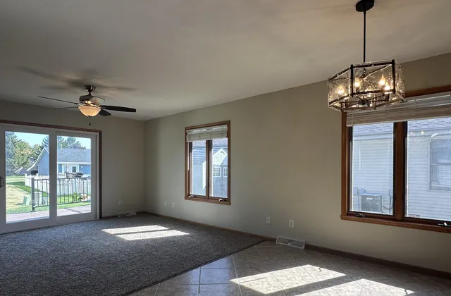 $260,000 | 2710 North Wright Road, Janesville, WI 53546