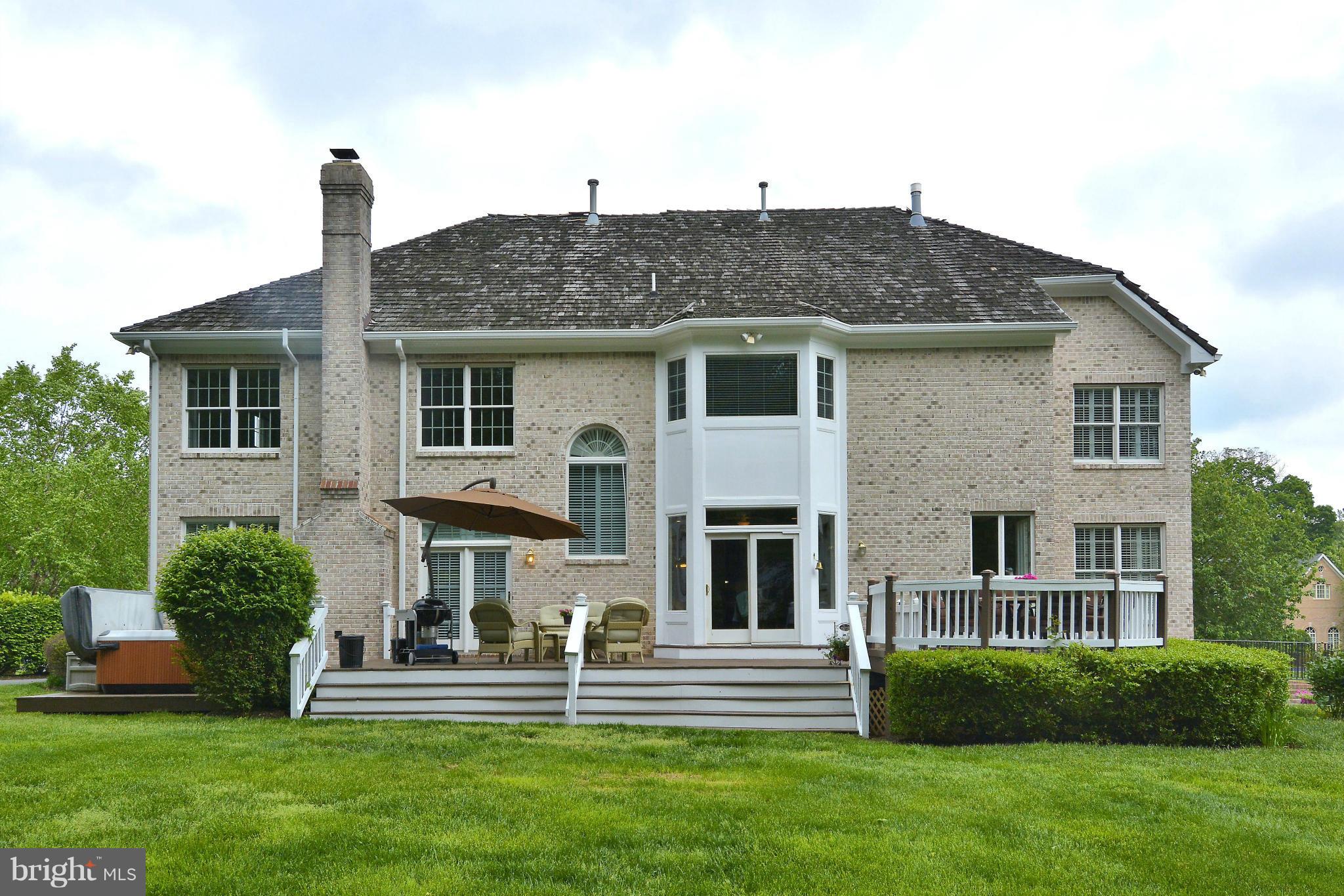 10775 Riverscape Run Great Falls, VA 22066 - Photo 29 of 30 Exterior (Rear)