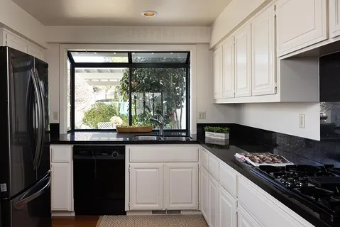 $1,795,000 | 28095 Barn Way, Carmel, CA 93923