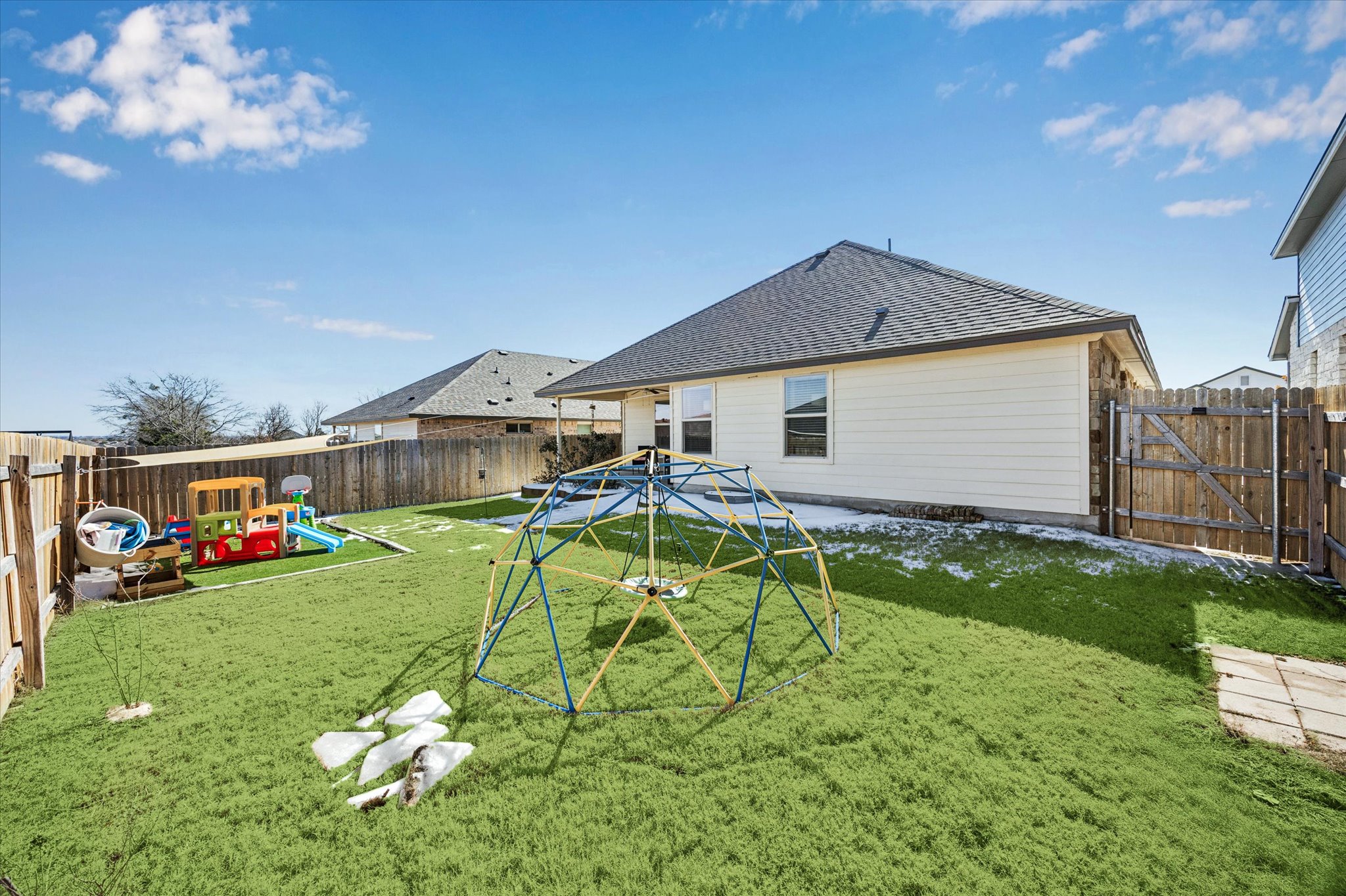 8902 Alabama Avenue Temple, TX 76502 - Photo 28 of 37 a house view with a sitting space and garden