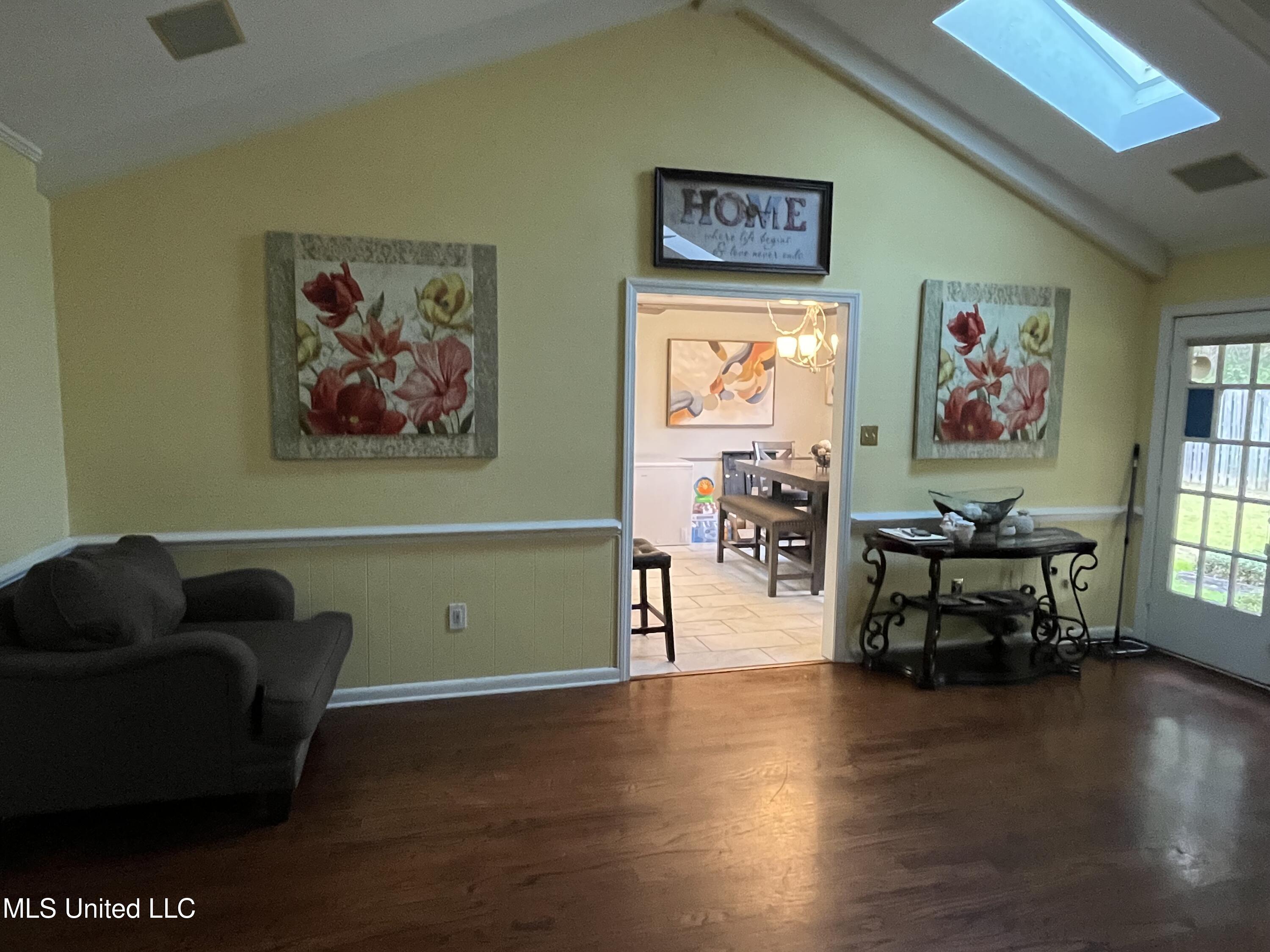 810 Colonial Circle Jackson, MS 39211 - Photo 13 of 34 IMG_0527