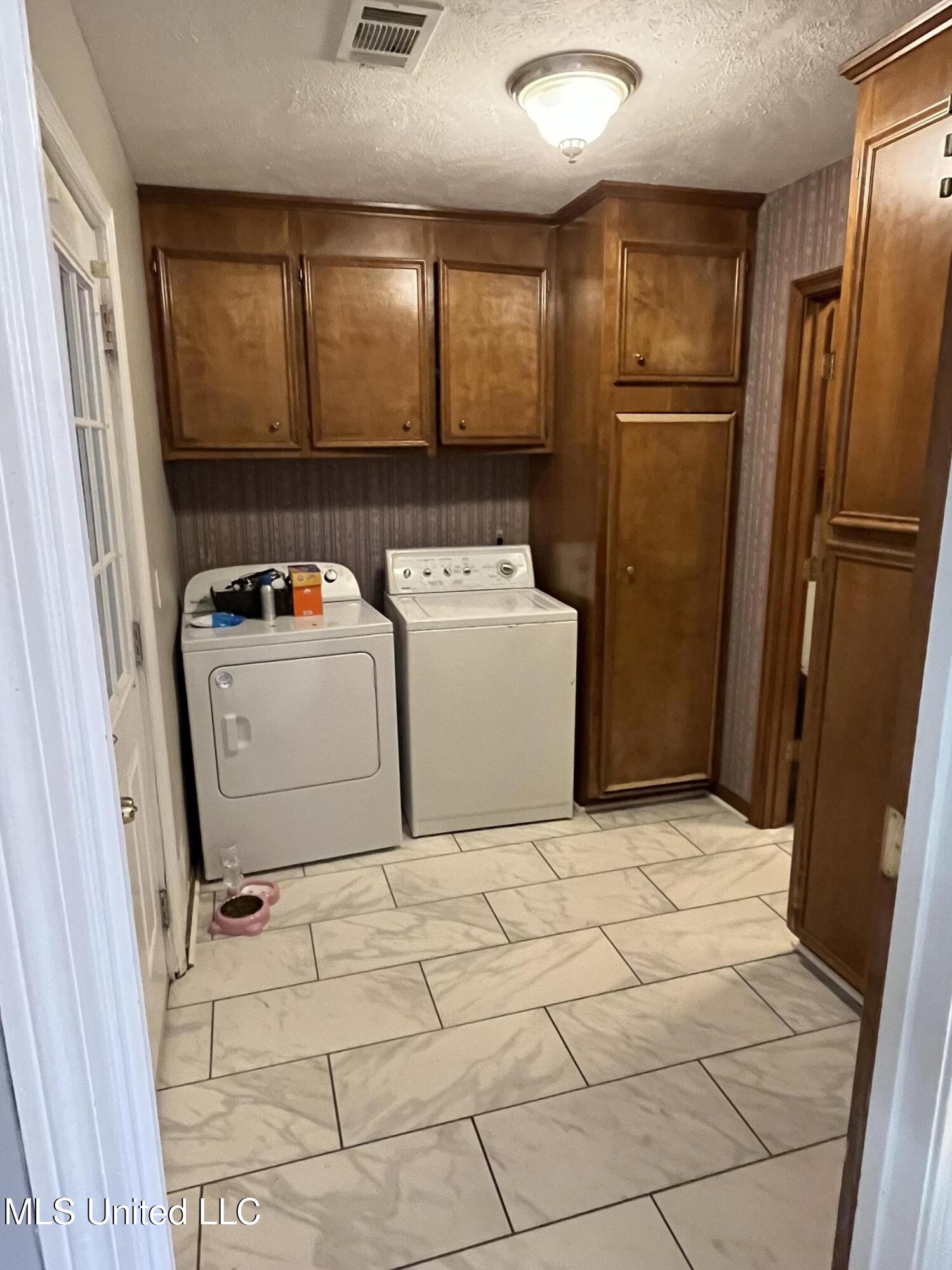 810 Colonial Circle Jackson, MS 39211 - Photo 28 of 34 IMG_0545