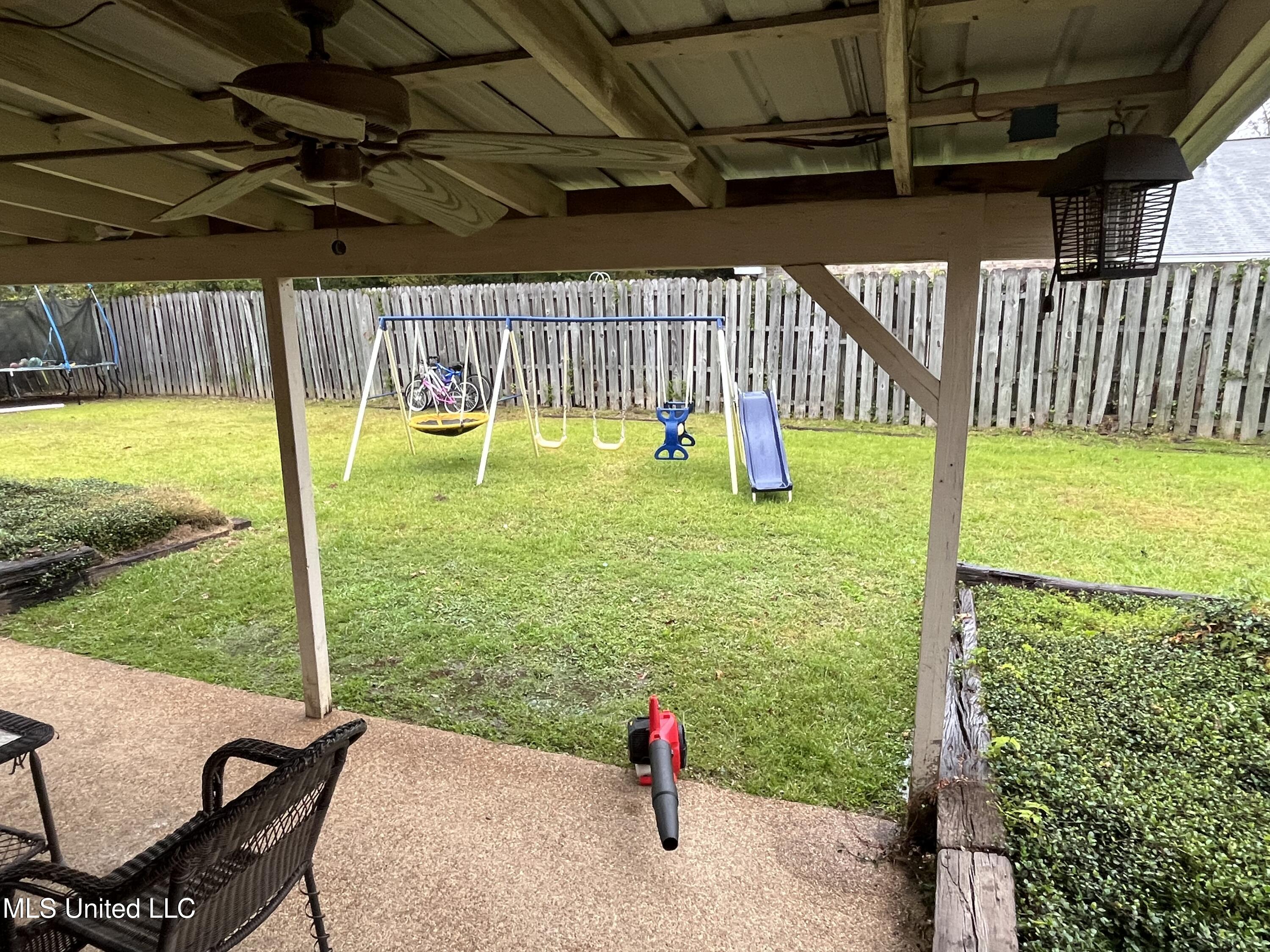 810 Colonial Circle Jackson, MS 39211 - Photo 34 of 34 IMG_0552