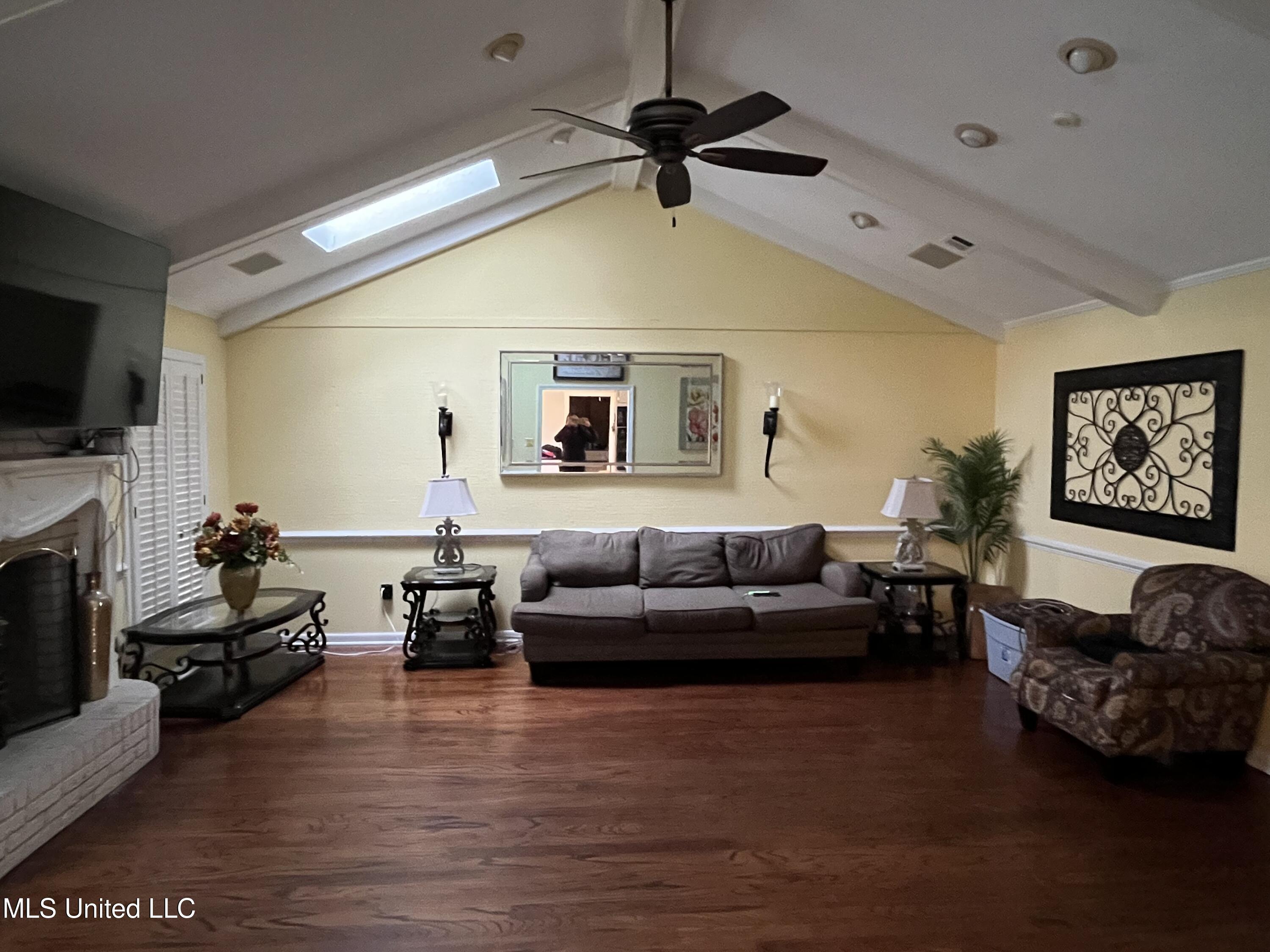 810 Colonial Circle Jackson, MS 39211 - Photo 10 of 34 IMG_0524