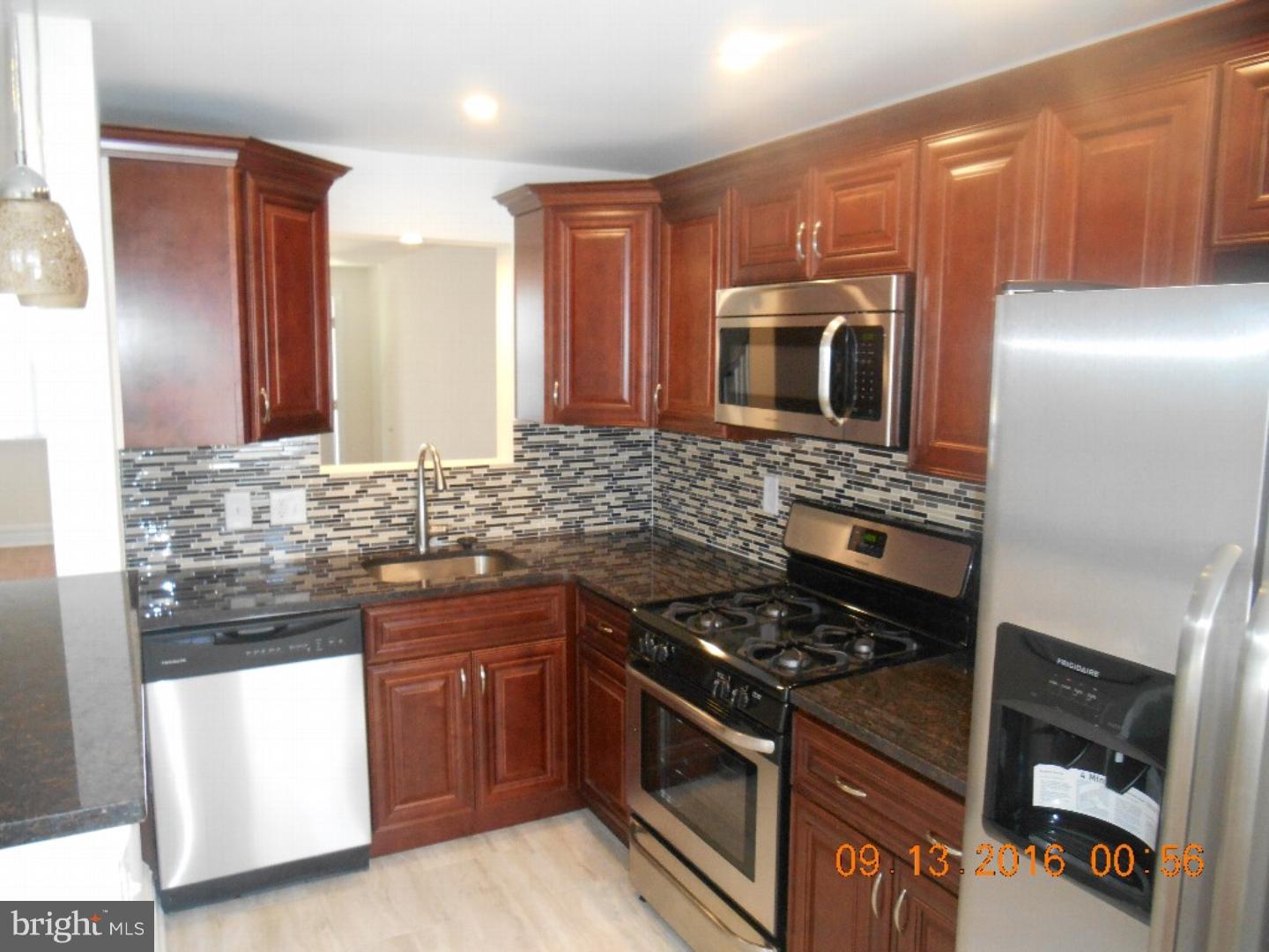 1346 Pennington Road Philadelphia, PA 19151 - Photo 7 of 12 Gallery Image 7