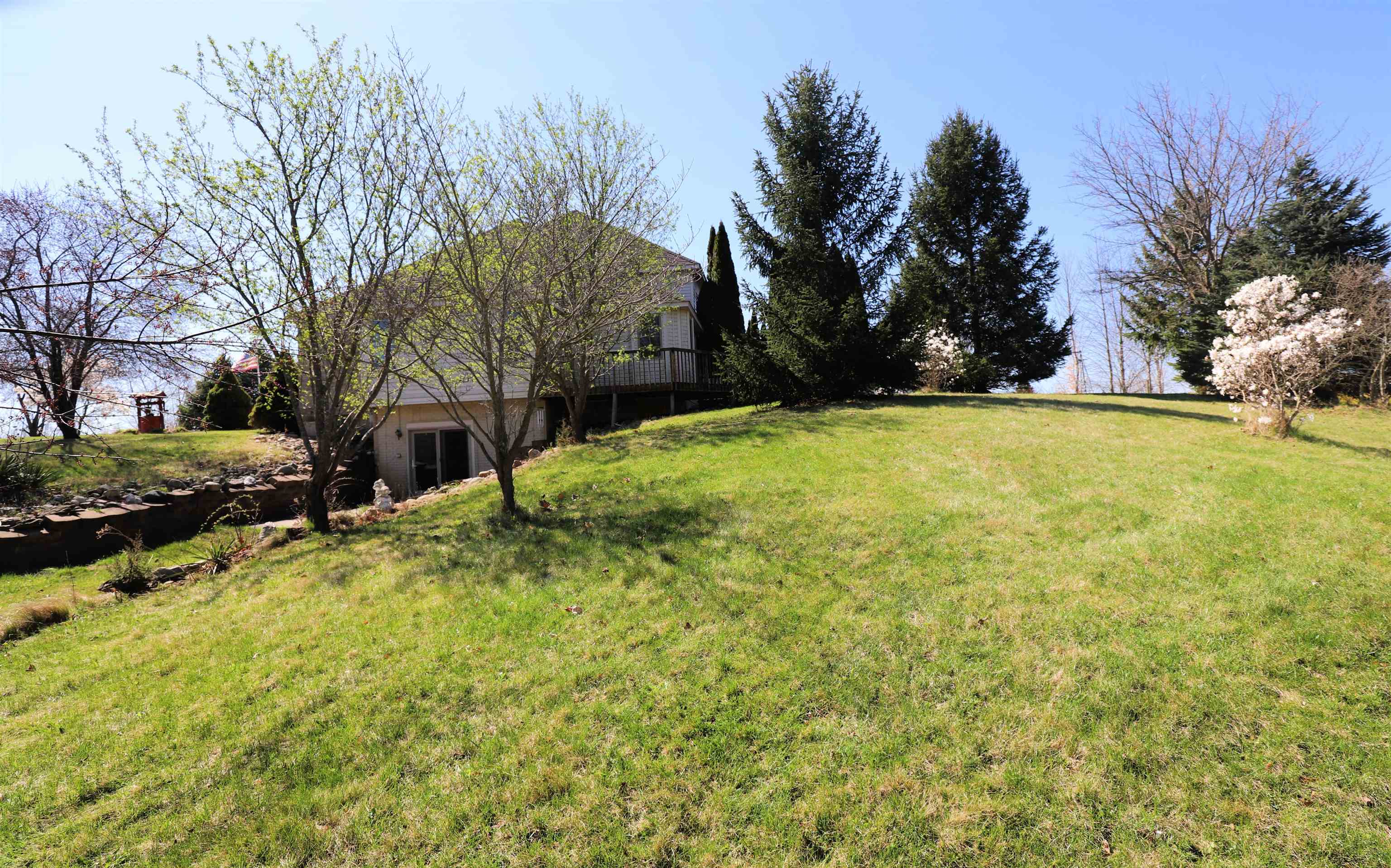 8066 South Vernon Road Durand, MI 48429 - Photo 35 of 42 50172365-a10b7a00-7bdf-4e87-94ed-5fd9c1559aea.JPG