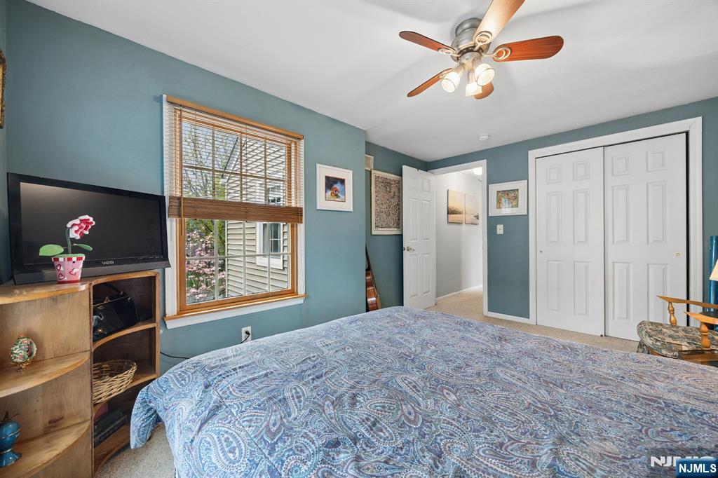 394 Burlington Road Paramus, NJ 07652 - Photo 23 of 30