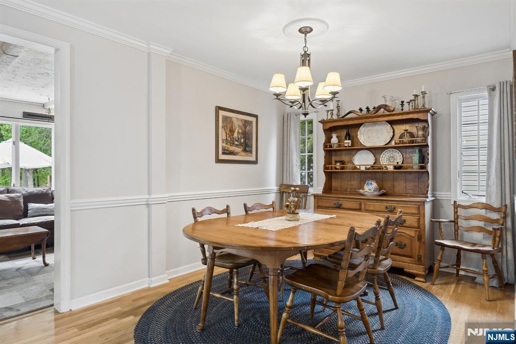 394 Burlington Road Paramus, NJ 07652 - Photo 7 of 30