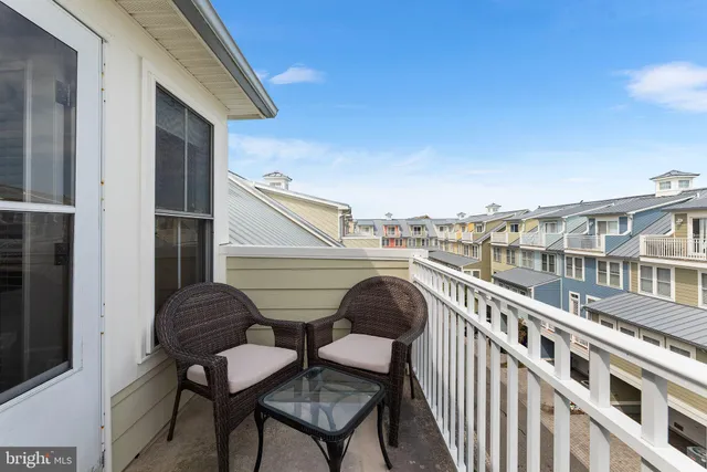 $810,000 | 6 Beach Walk Lane, Unit LUTV, Ocean City, MD 21842