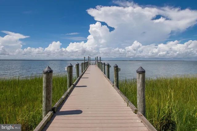 $810,000 | 6 Beach Walk Lane, Unit LUTV, Ocean City, MD 21842