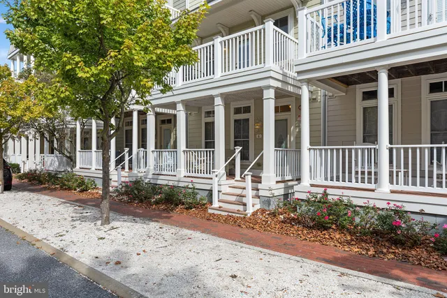 $810,000 | 6 Beach Walk Lane, Unit LUTV, Ocean City, MD 21842