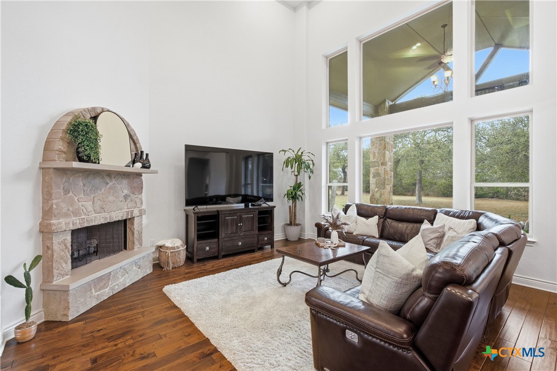 23315 Nameless Road Leander, TX 78641 - Photo 10 of 40