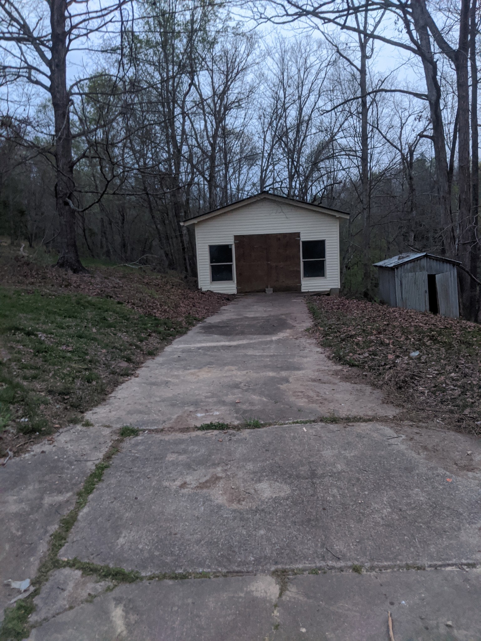 4446 Spring Valley Road Erin, TN 37061 - Photo 40 of 44 Gallery Image 40