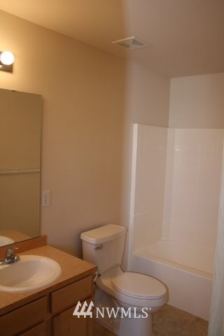 19020 3rd Drive Southeast Bothell, WA 98012 - Photo 3 of 14