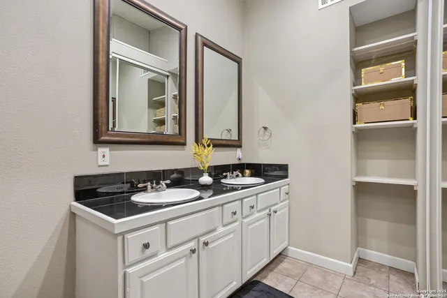 $2,150 | 18218 Scenic Loop Road, Helotes, TX 78023