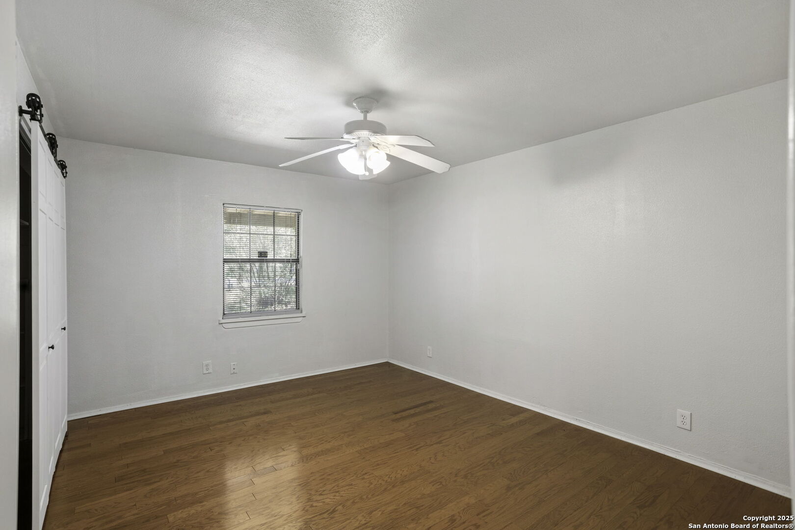 18218 Scenic Loop Road Helotes, TX 78023 - Photo 15 of 19