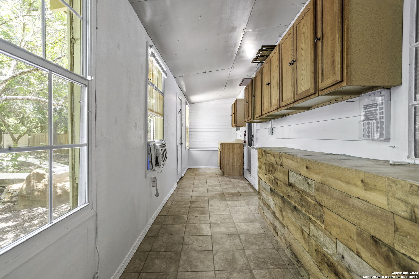 18218 Scenic Loop Road Helotes, TX 78023 - Photo 16 of 19