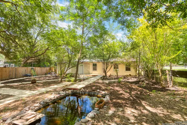 $2,150 | 18218 Scenic Loop Road, Helotes, TX 78023