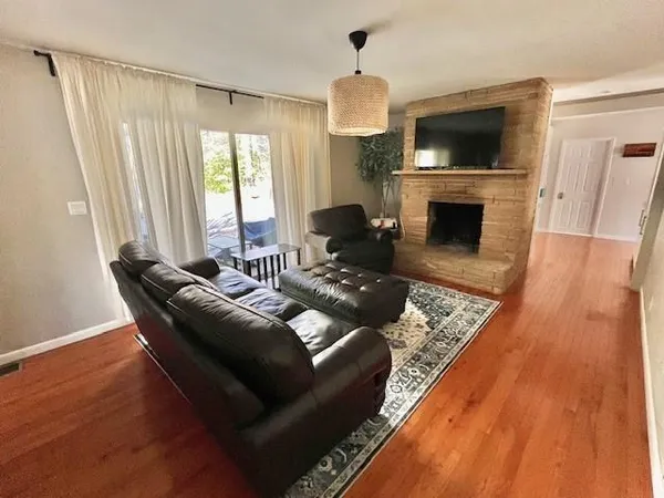 $3,500 | 3335 Annelaine Drive Southwest, Atlanta, GA 30311