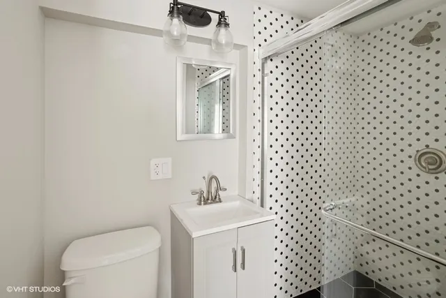 $324,000 | 628 South 15th Avenue, Maywood, IL 60153