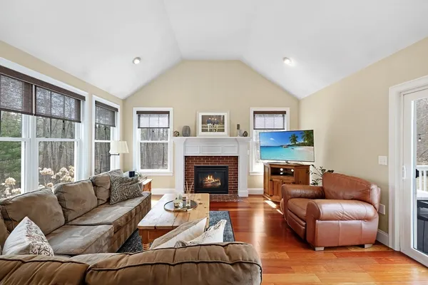 $1,199,000 | 9 Great Acres Drive, Hanover, MA 02339