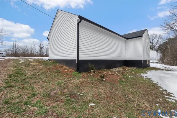 $235,000 | 2700 Old Stage Road, Richmond, VA 23238