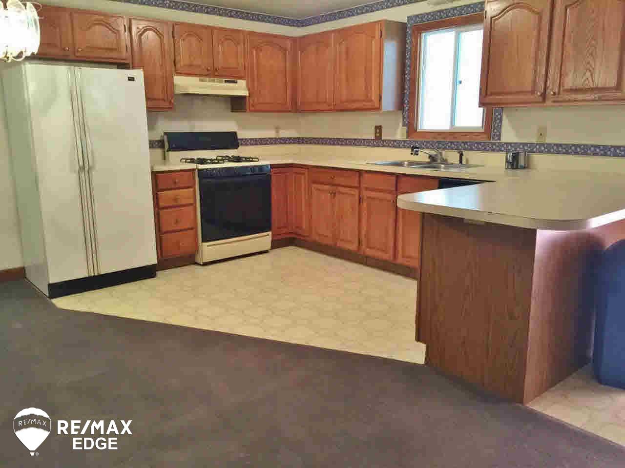 5411 North Irish Road Davison, MI 48423 - Photo 14 of 30 20459982-13.JPG