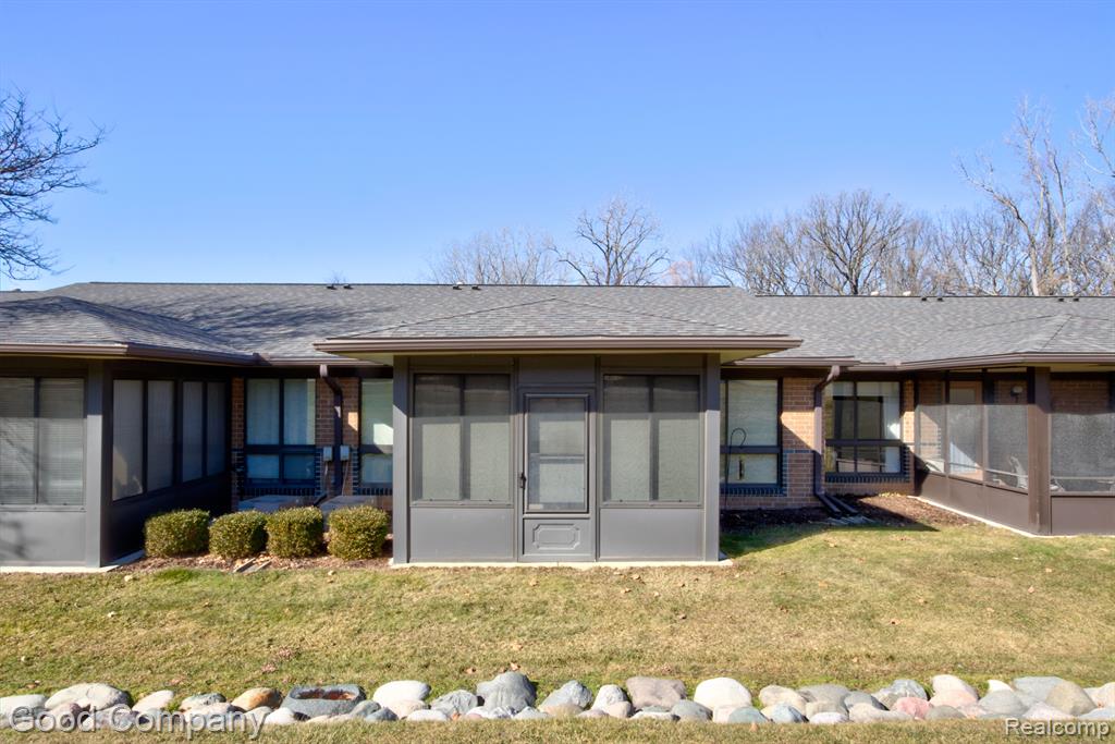 936 Wexford Way Rochester Hills, MI 48307 - Photo 39 of 40