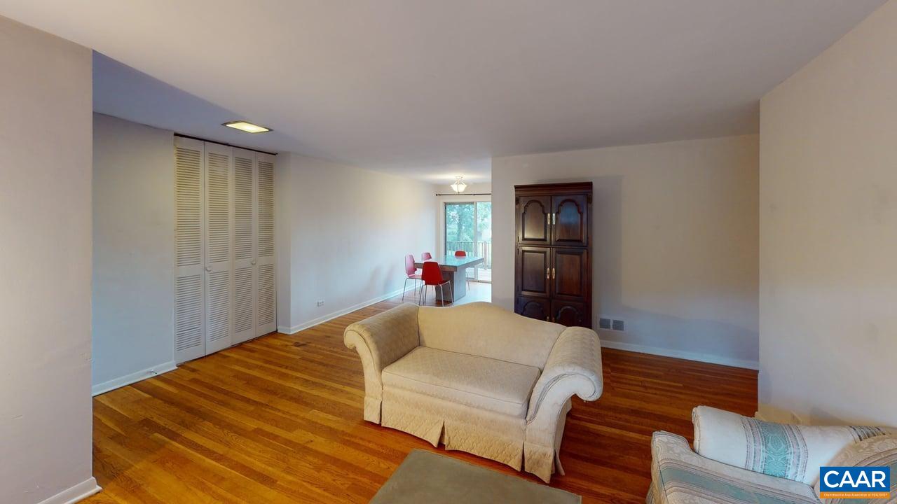 130 Apple Tree Road, Unit B Charlottesville, VA 22903 - Photo 4 of 9