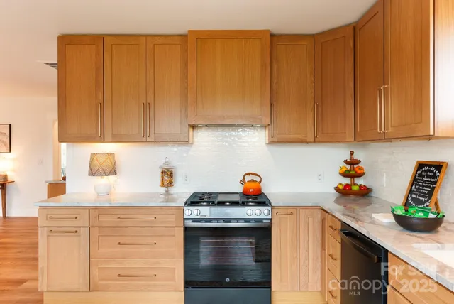 $599,000 | 58 Balm Grove Avenue, Asheville, NC 28806