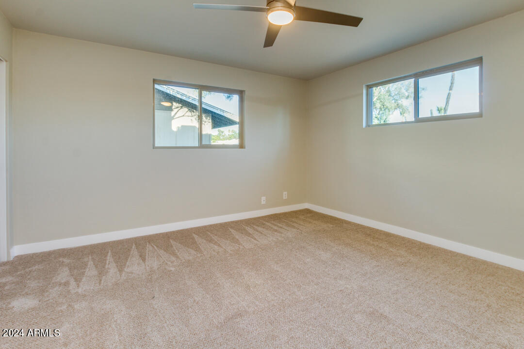 554 West 19th Street Tempe, AZ 85281 - Photo 38 of 48 31-19th